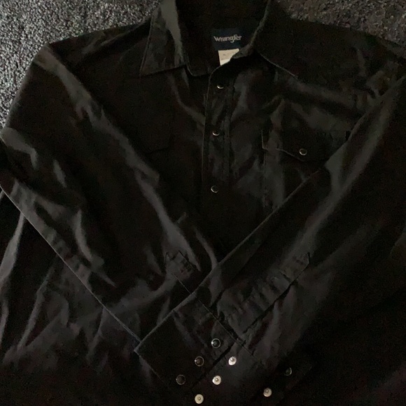 Men’s Wrangler western black shirt - Picture 3 of 3